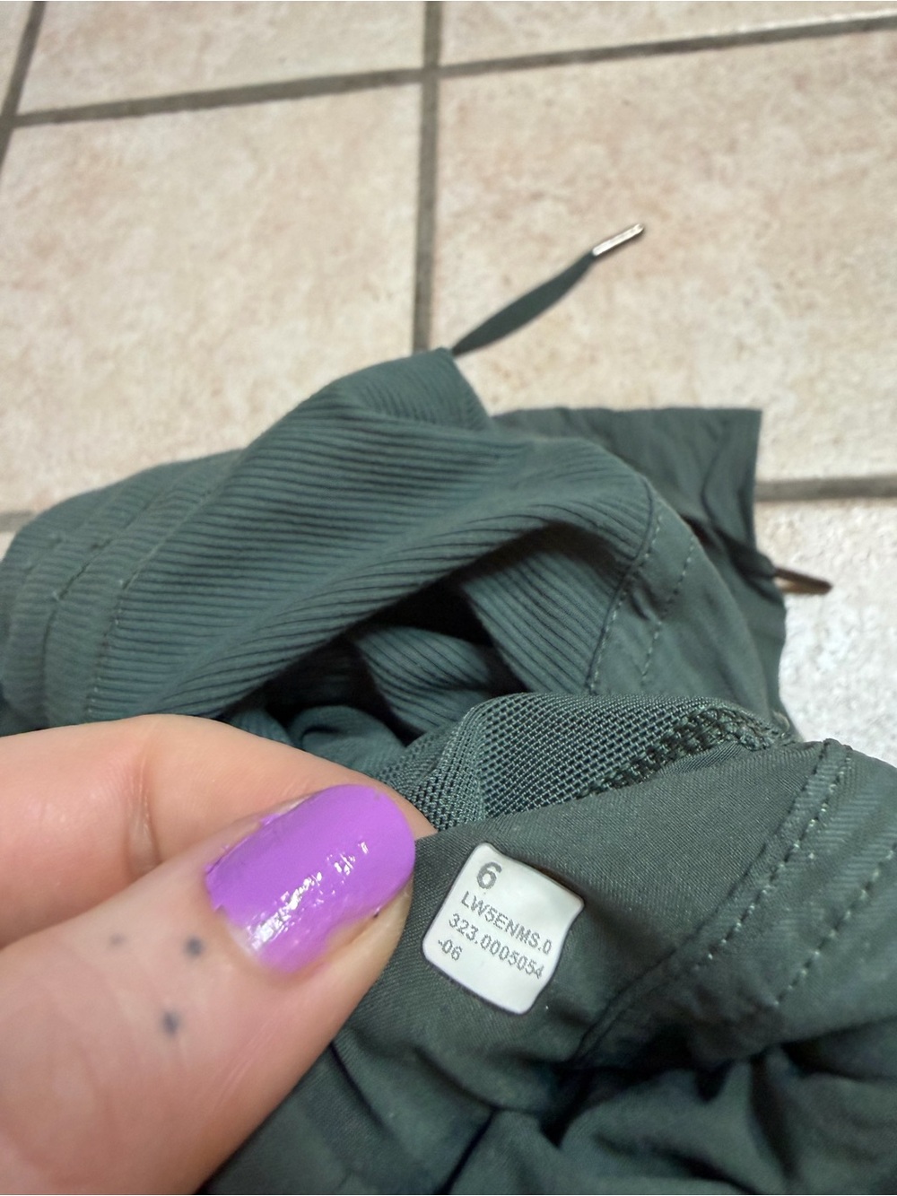 Lululemon Dance Studio Mid-Rise Jogger 29” Full Length (Dark Forest) Size 6 - Picture 4 of 10